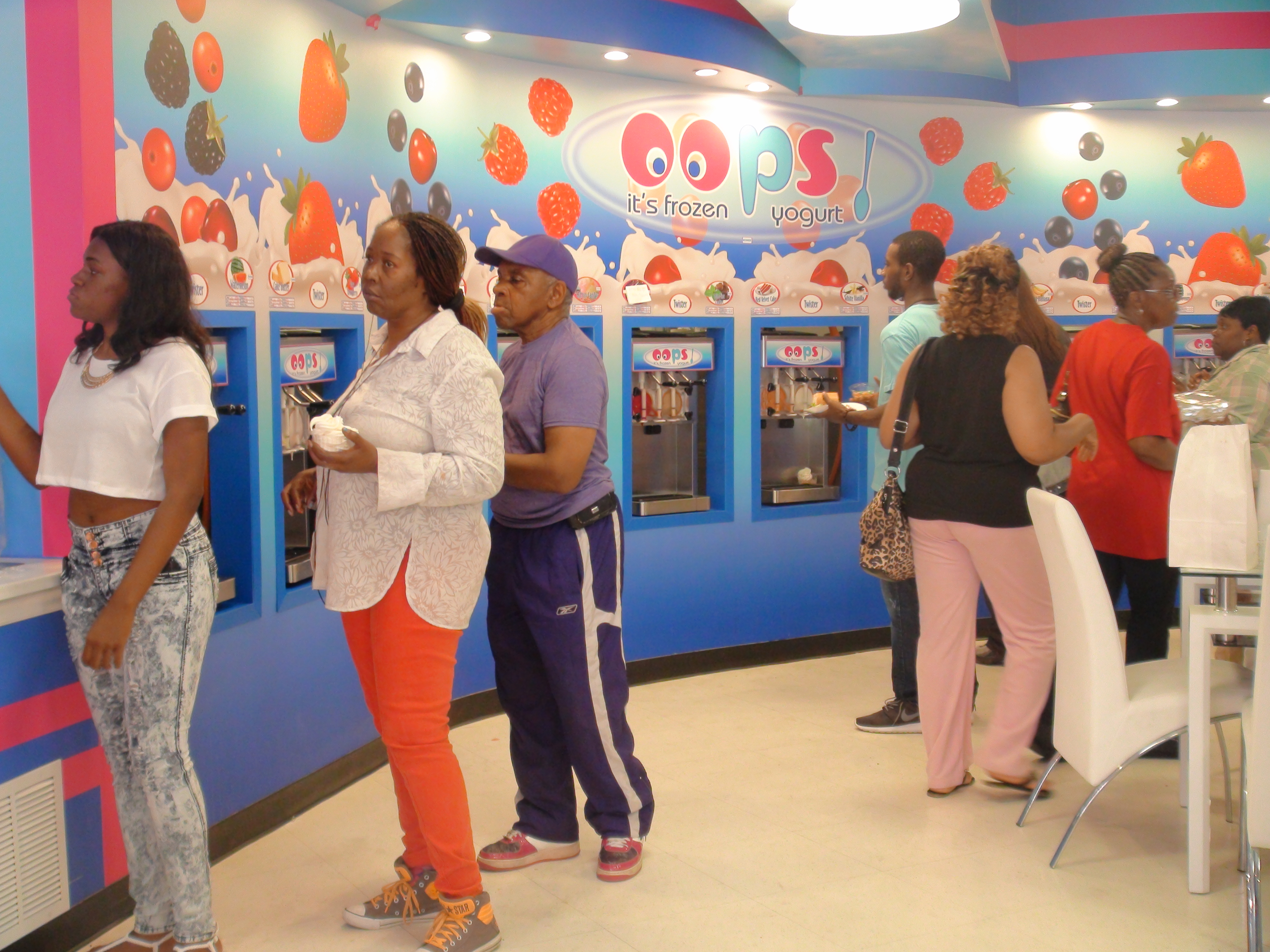 Free Lunch Fridays at Larry's Steaks