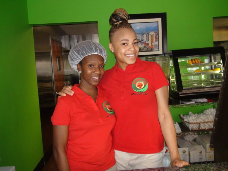 Free Lunch Friday at Reggae Grill