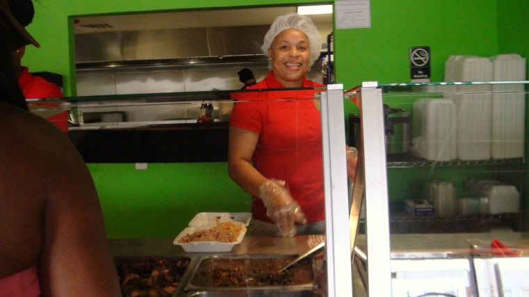 Free Lunch Friday at Reggae Grill