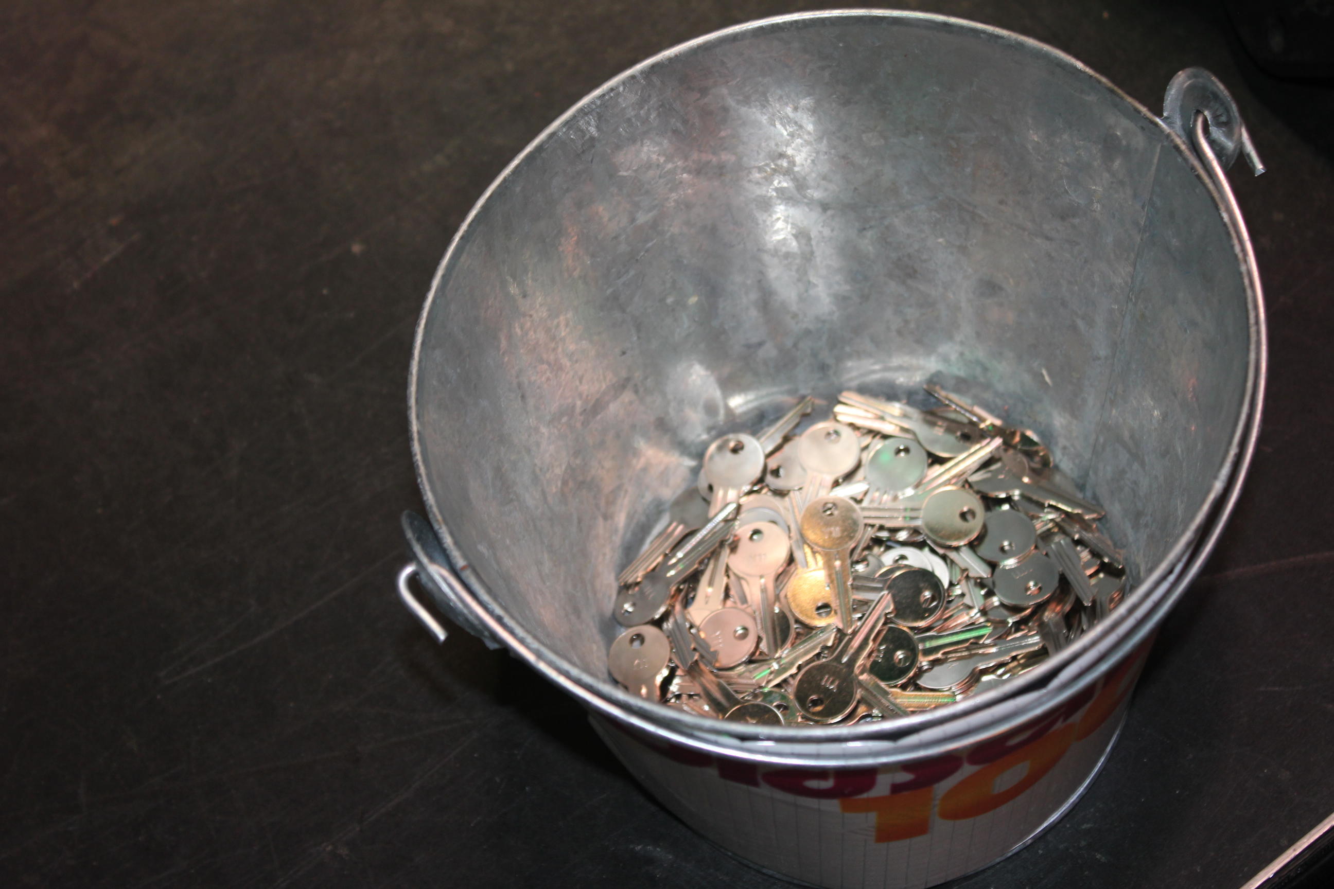 Old School 100.3 Vault Contest Highlights