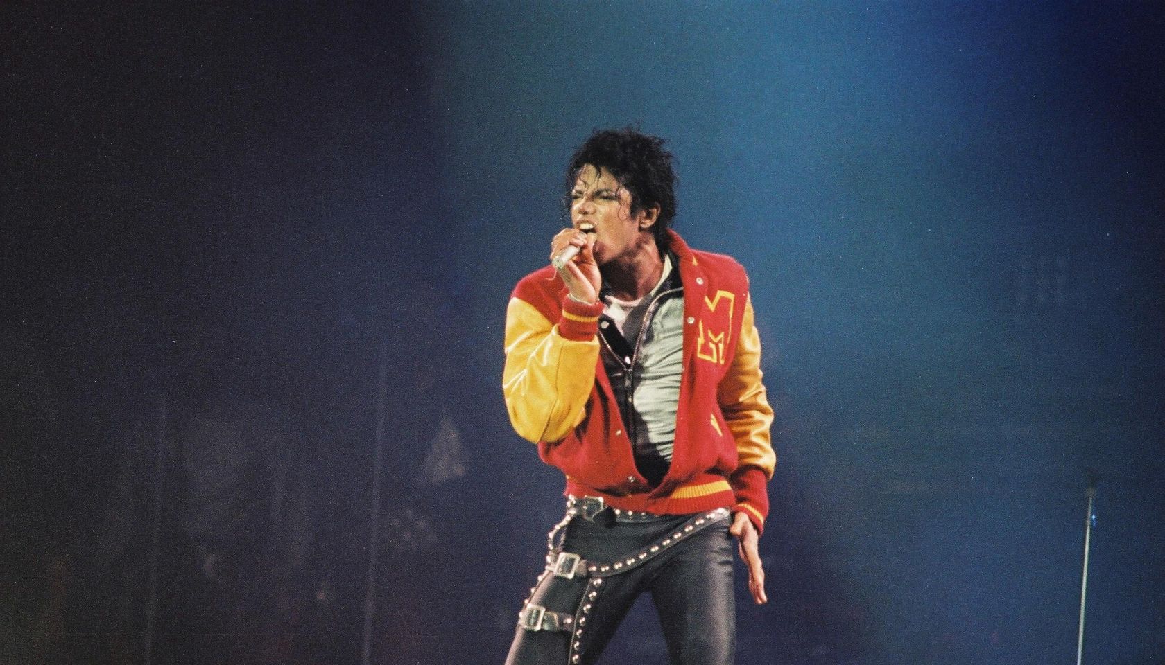Michael Jackson Performs At Wembley