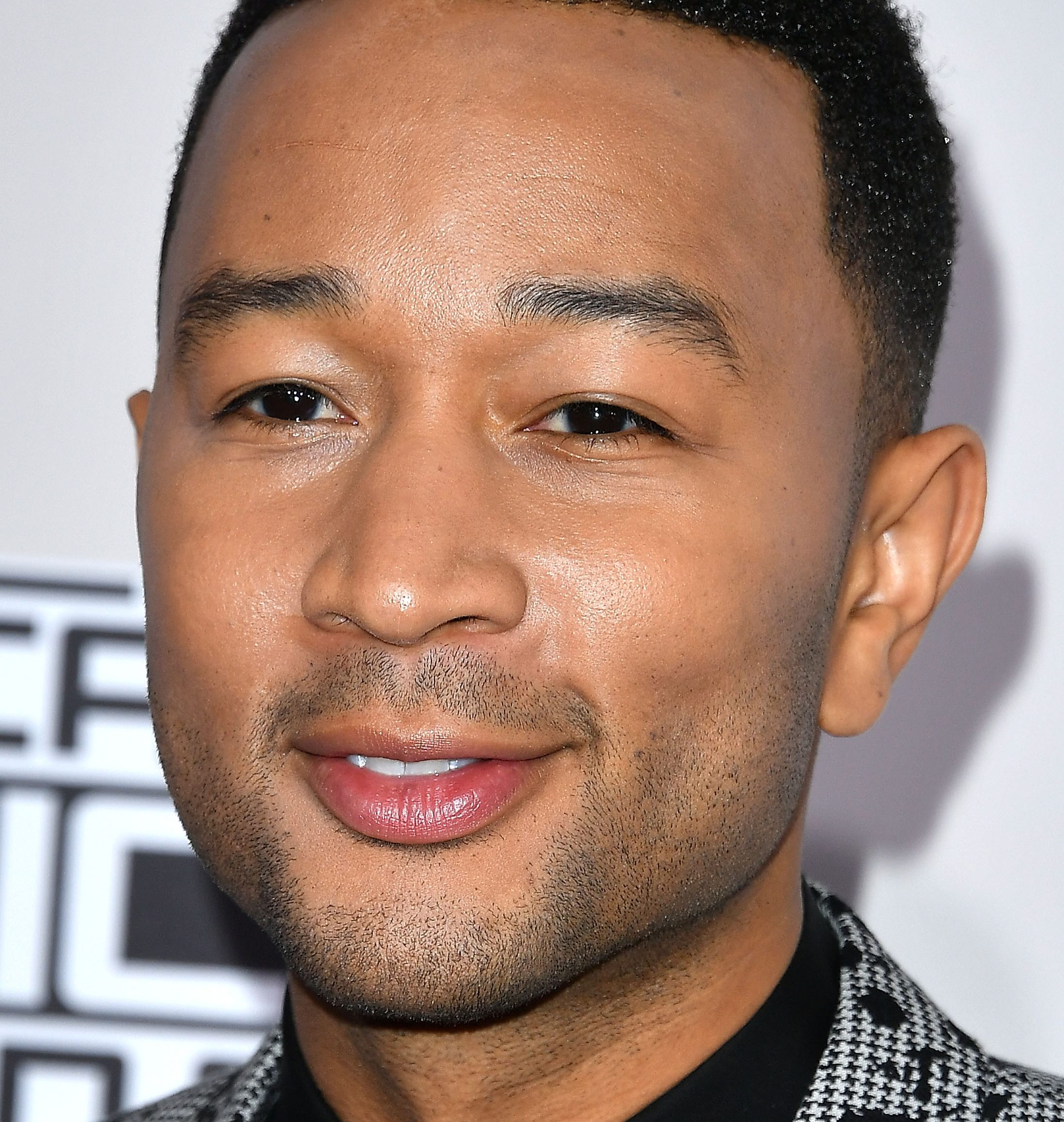 2016 American Music Awards - Arrivals